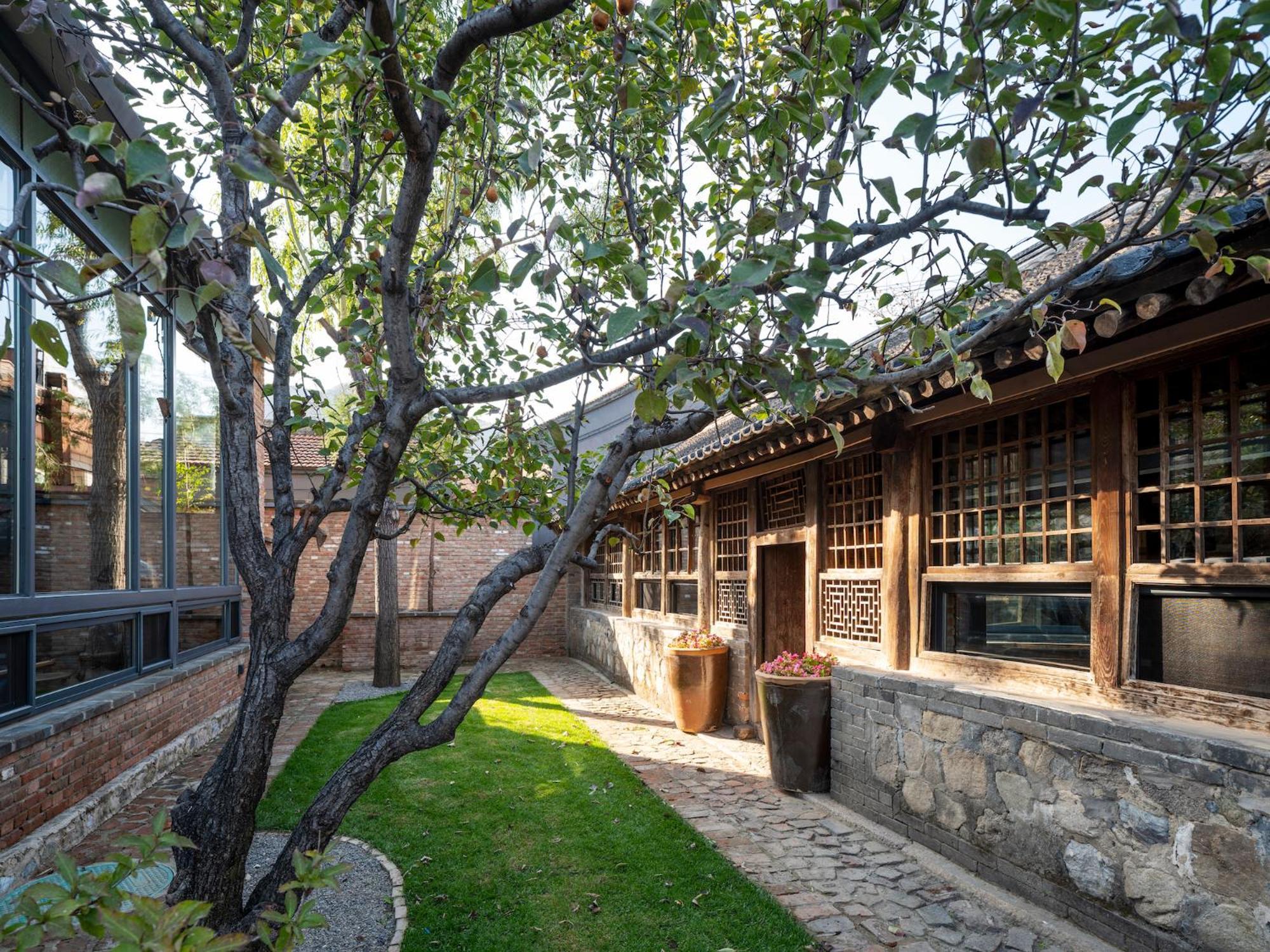 Brickyard Retreat At Mutianyu Great Wall Adjoin To Mutianyu Great Wall - Room With The View Of Great Wall - Free Chinese Massage Experience - Vehicle Shuttle Service - International Catering - Spa& Nail Beauty Facilities Huairou Extérieur photo